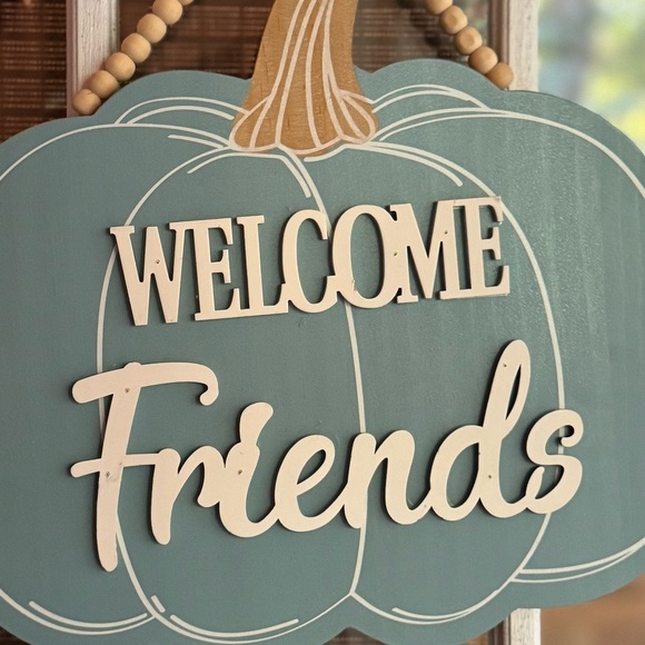 Welcome Friends Pumpkin Sign - Picture 2 of 2